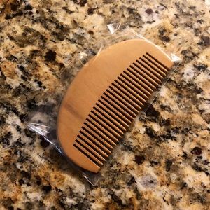 SOLD▪️Peach Wood Comb